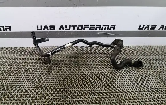 Audi Q2 - Engine coolant pipe/hose 04L121065CR