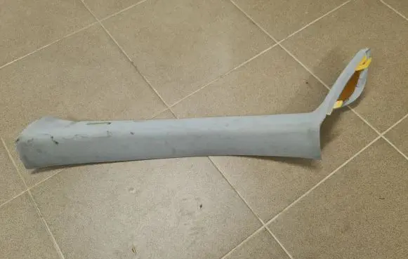 BMW 1 E82 E88 (B) pillar trim (top) 107395 07395