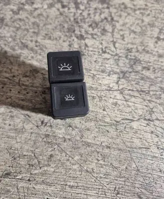 Citroen Xsara Picasso Light switch AVRI