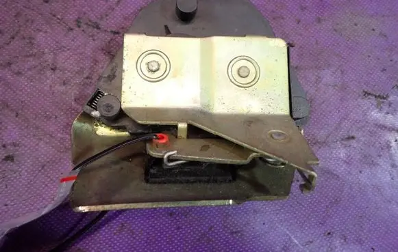 Peugeot Partner Rear door lock