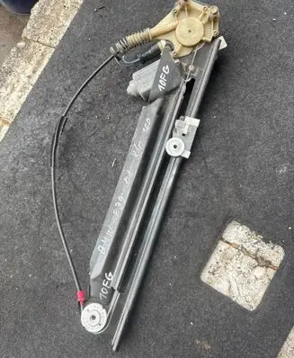 BMW 5 E39 Rear door window regulator with motor 007006002A 9030143 67628360512