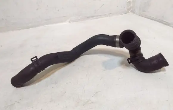 Volkswagen PASSAT CC Engine coolant pipe/hose