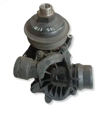 BMW 3 E46 Water pump 229571