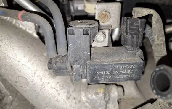 Honda Civic IX Turbo solenoid valve 70420811