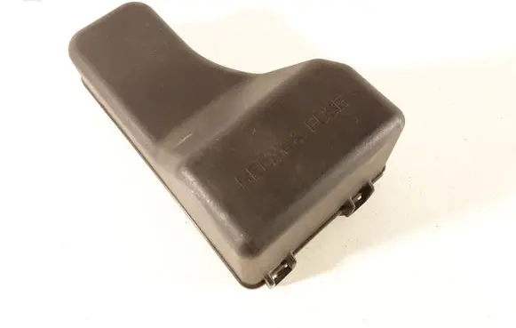 Toyota Corolla Verso AR10 Fuse box cover