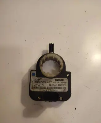 Toyota Avensis T250 Steering angle sensor 8924502020 682171059 0265005487