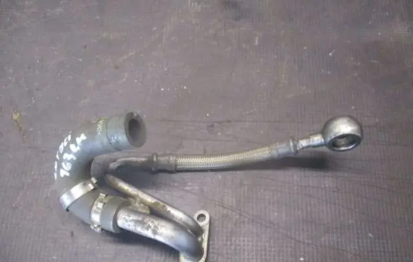 Ford Mondeo MK IV Oil cooling pipe 