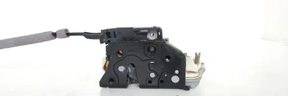 Skoda Superb B6 (3T) Front door lock 3C1837015A