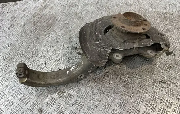 BMW X5 E70 Front wheel hub 6773784