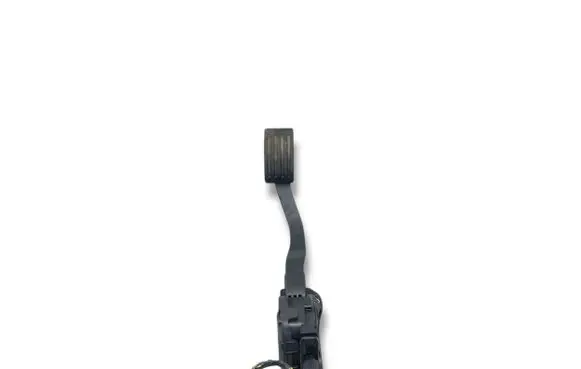 Ford Kuga II Accelerator throttle pedal F1DC9F836BA 13217