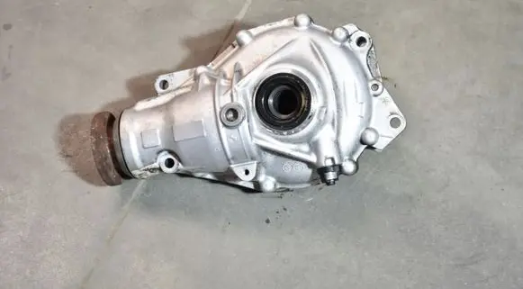 BMW M5 F90 Front differential 8635870