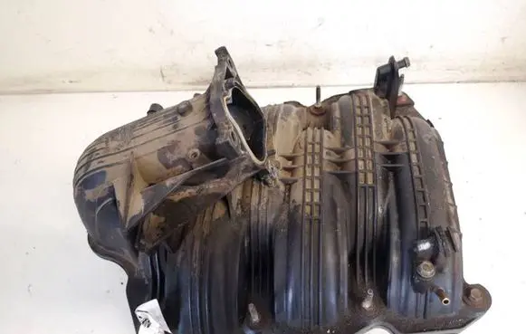 Jeep Grand Cherokee (WK) Intake manifold
