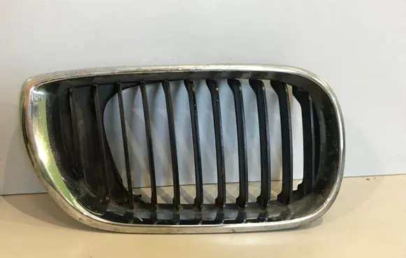 BMW 3 E46 Front grill 511370305480 511370429649