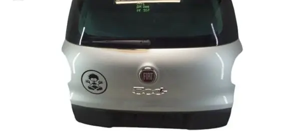 Fiat 500L Truck tailgate 
