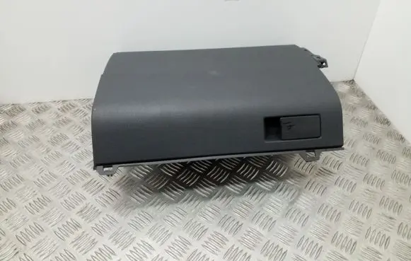 Volkswagen Touran I Glove box set 1T1857097B 1T1857101A 1T1857097C