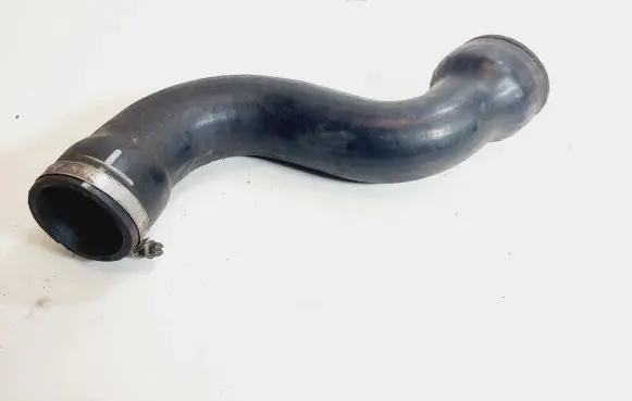 Audi A4 S4 B5 8D Intercooler hose/pipe 058145838A
