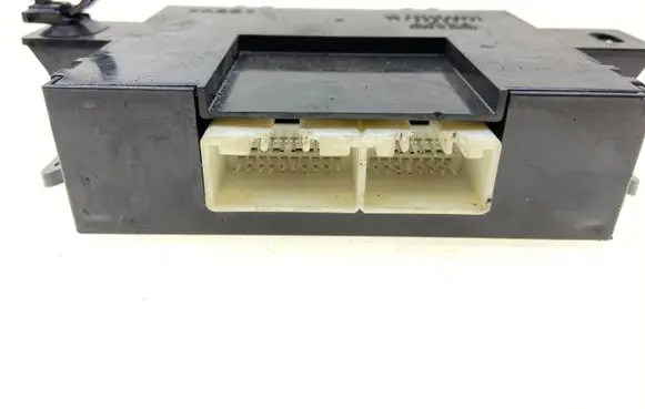 Subaru Outback Air conditioning/heating control unit 72343AG001 72343AG