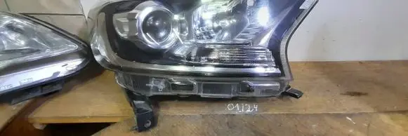 Ford Ranger Headlight/headlamp