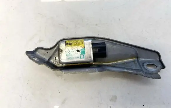 Lexus GS 300 350 430 450H Airbag deployment crash/impact sensor 8983430020 89834-302