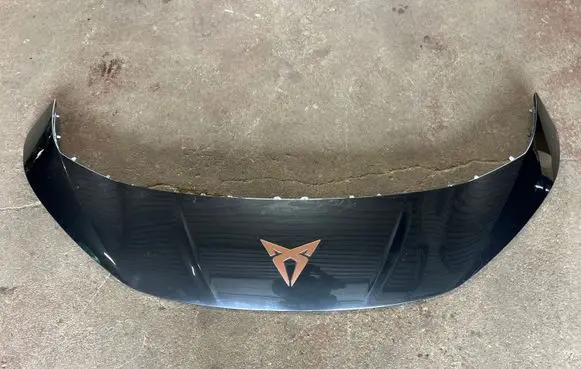 Cupra Born Front bumper lower grill 32002011