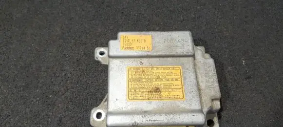 Mazda 323 F Airbag control unit/module 3321451 B25F57K30B