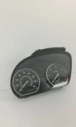 BMW 1 E81 E87 Speedometer (instrument cluster) 9242335