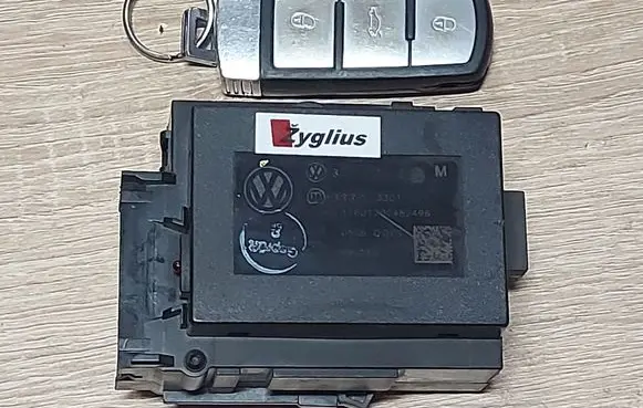 Volkswagen PASSAT B6 Ignition lock 3C0905843M