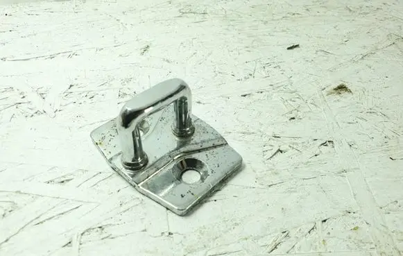 BMW 5 E60 E61 Rear door lock loop/hook striker 7148705