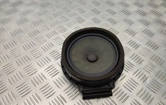 Opel Meriva B Front door speaker 13350321