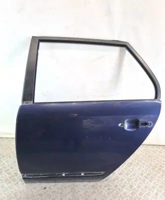 KIA Carens II Rear door