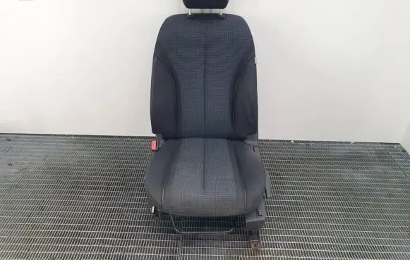 Mazda 2 Front driver seat 