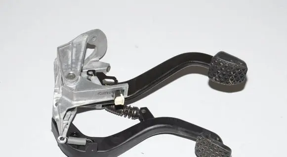 Clutch pedal