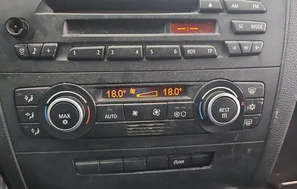 BMW 1 E81 E87 Climate control/heater control trim 918228701 IMPRK1387225