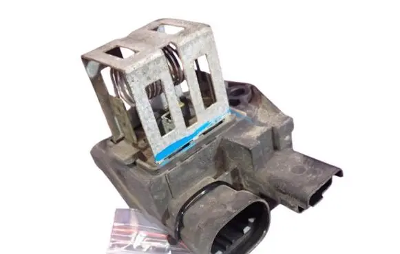 Peugeot 1007 Heater blower motor/fan resistor
