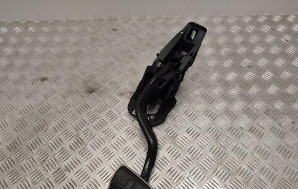 BMW Z4 g29 Brake pedal 6874273