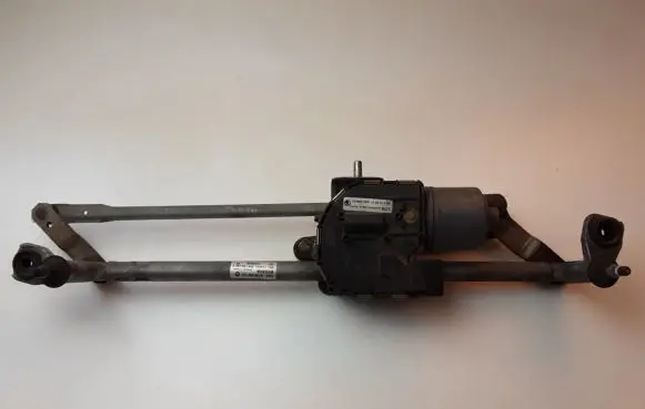 Front wiper linkage
