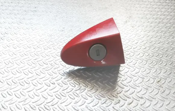 Ford Fiesta Front door lock (next to the handle) N0503272