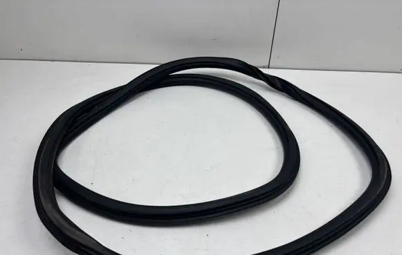 Audi A4 S4 B9 Front door rubber seal 8W0831721B