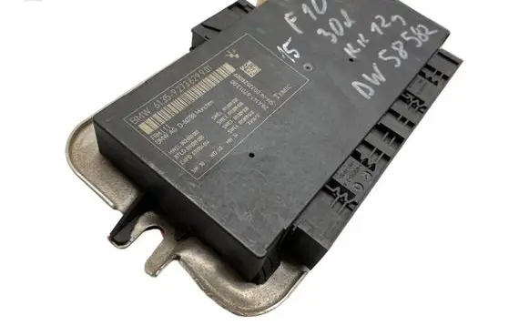 BMW 5 F10 F11 Light module LCM 9273629 61359273629