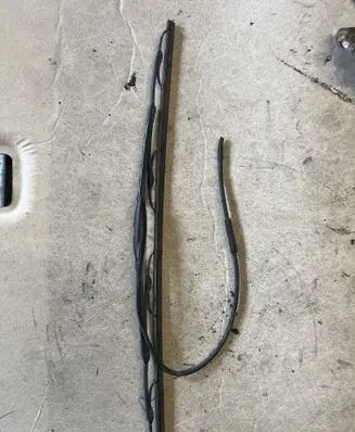 Renault Master II Windshield washer spray nozzle 