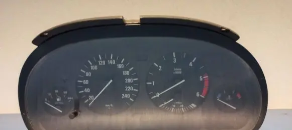 BMW 5 E39 Speedometer (instrument cluster) 62118375902 110008735