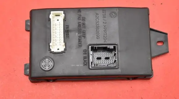 Renault Thalia I Comfort/convenience module 8201068830A