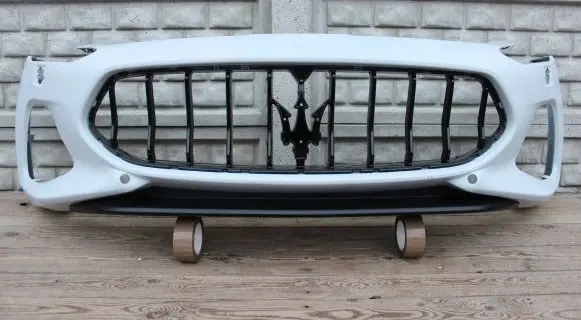 Maserati GranTurismo Front bumper 980145728