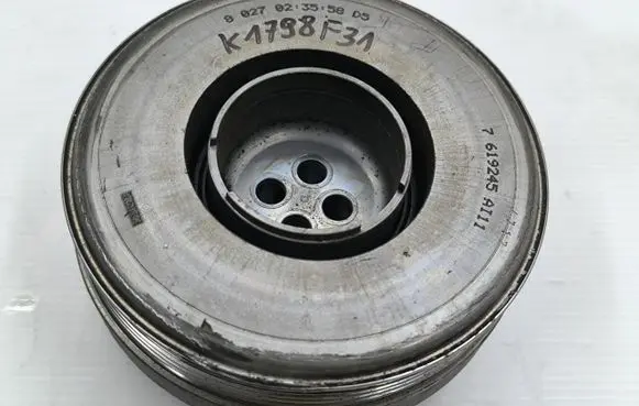 BMW 3 F30 F35 F31 Crankshaft pulley 7619245