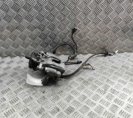 Toyota bZ4X Rear brake caliper 4631033010