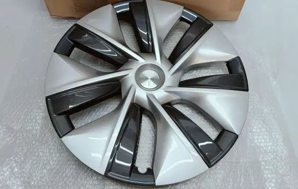 Tesla Model Y R19 wheel hub/cap/trim 
