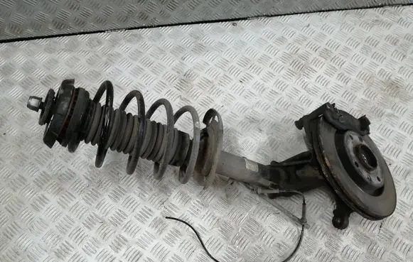 Peugeot 208 Front wheel hub spindle knuckle