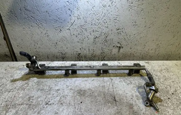 Volkswagen Atlas Fuel main line pipe 03H133316M