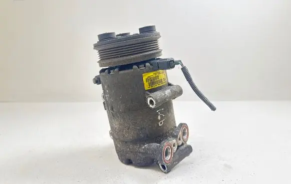 Ford Focus Air conditioning (A/C) compressor (pump) 3M5H19D629PG