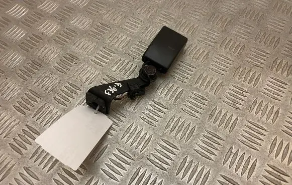BMW 4 F36 Gran coupe Rear seatbelt buckle 7375447